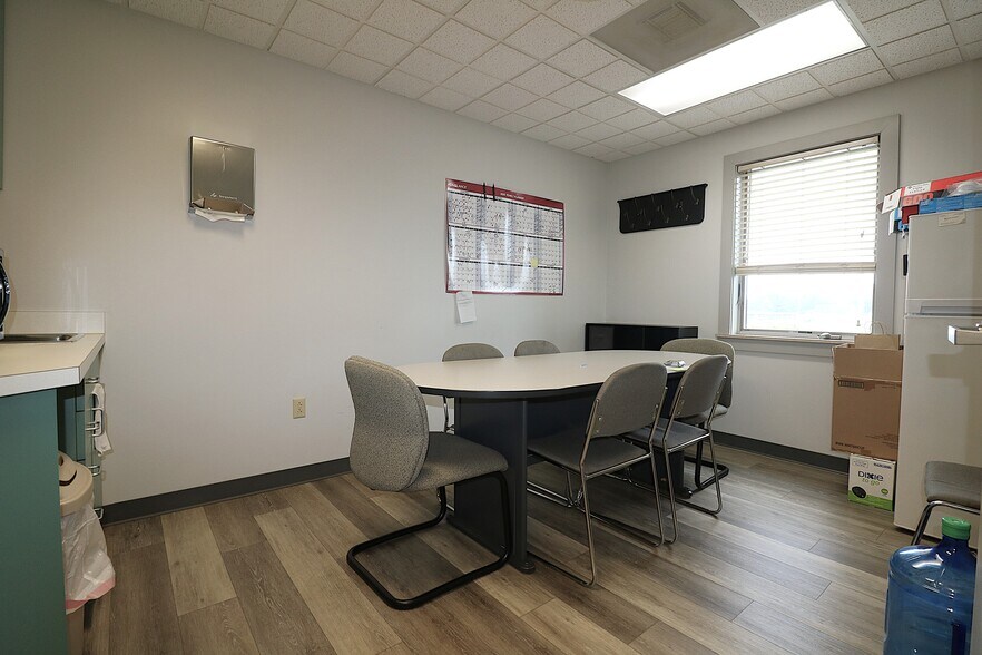 More Photos Of 136 N Ridge St, Monroeville Medical For Sale