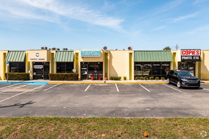 More Photos Of 21234 Olean Blvd, Port Charlotte Storefront Retail Office For Lease