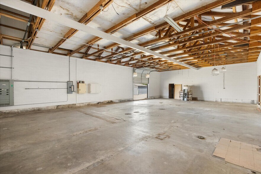More Photos Of 301 S Main, Meridian Industrial For Sale