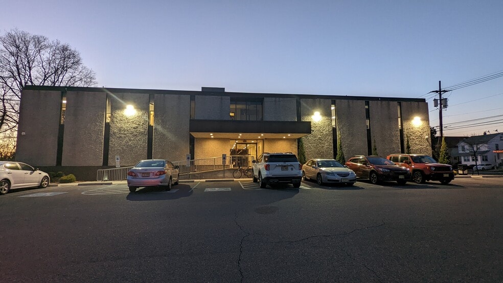 More Photos Of 236 E Westfield Ave, Roselle Park Medical For Lease