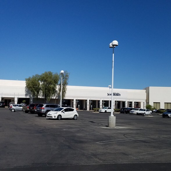 More Photos Of 4500 E Sunset Rd, Henderson General Retail For Lease