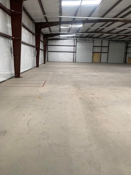 More Photos Of 8182 S Camino De Cafe, Tucson Distribution For Lease