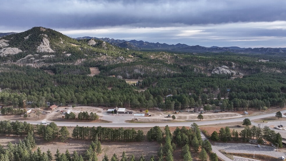 More Photos Of 1116 N 5th St, Custer Trailer Camper Park For Sale