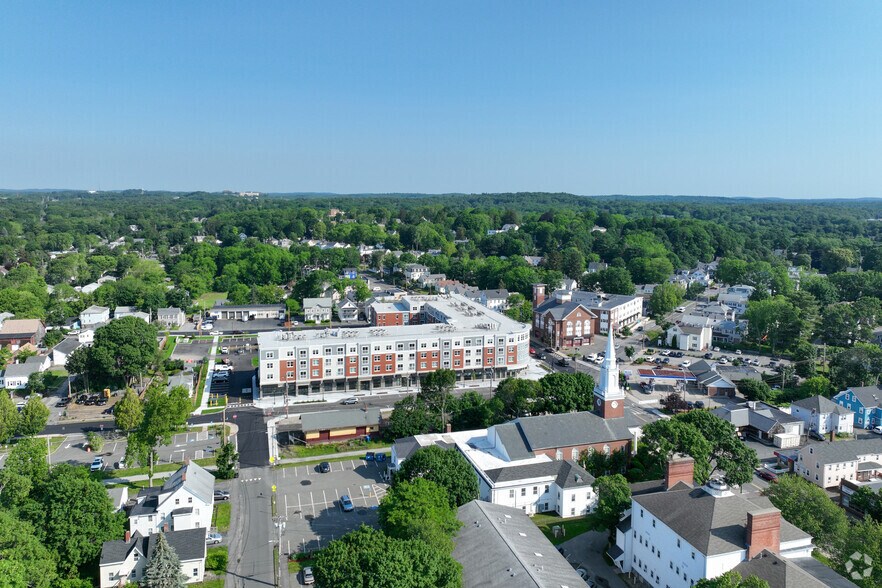 More Photos Of 128 Maple St, Danvers Apartments For Lease
