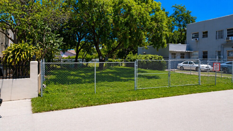 More Photos Of 285 NE 55th St, Miami Land For Sale