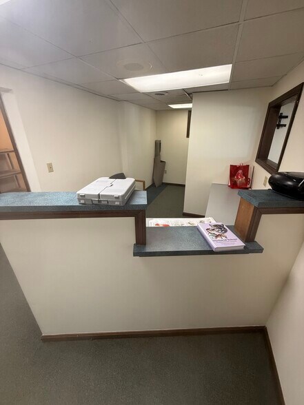 More Photos Of 364 Boston Tpke, Shrewsbury Office For Lease