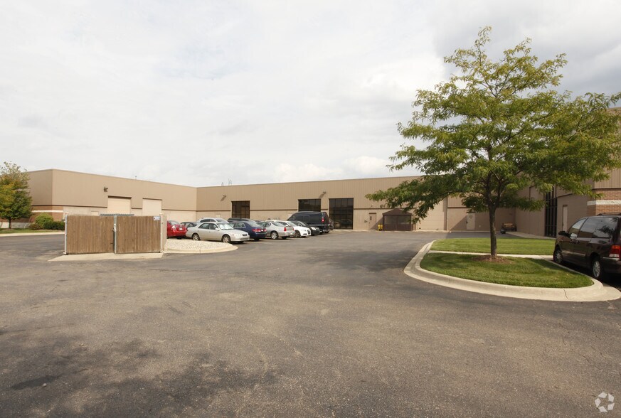 More Photos Of 48561 Alpha Dr, Wixom Research And Development For Lease