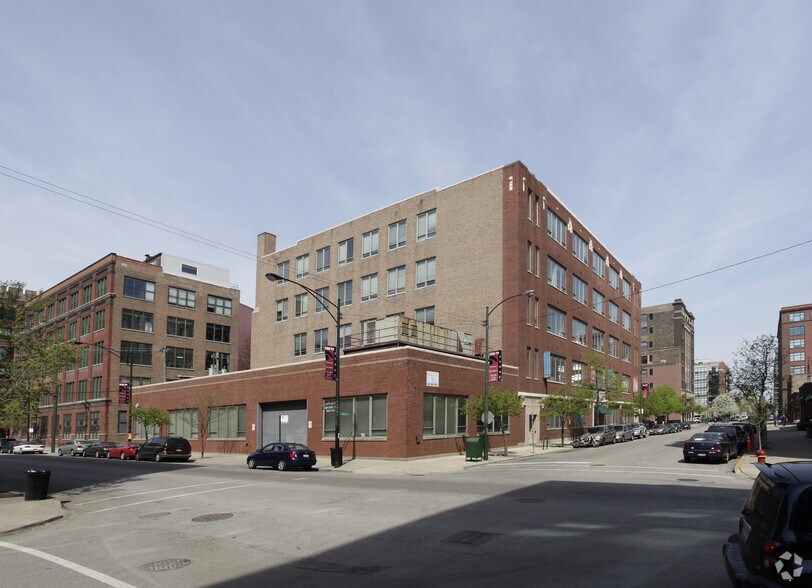 More Photos Of 322-340 S Green St, Chicago Office For Lease