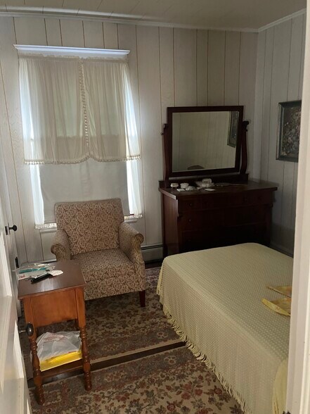 More Photos Of 24 Glenwood Ave, Pittsfield Apartments For Sale