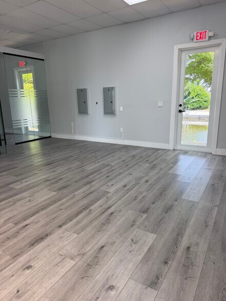 More Photos Of 3321 Del Prado Blvd S, Cape Coral Office For Lease