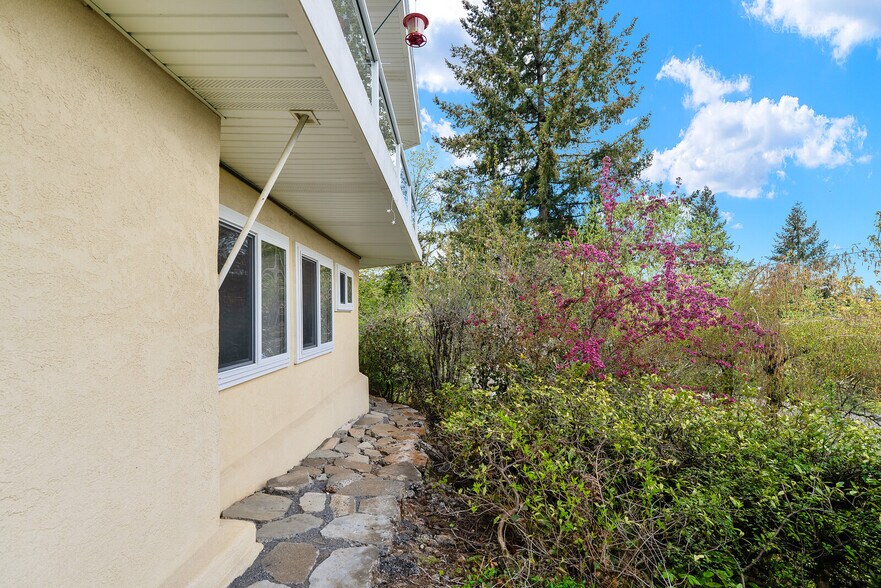 More Photos Of 3020-3024 SW 12th Ave, Portland Apartments For Sale
