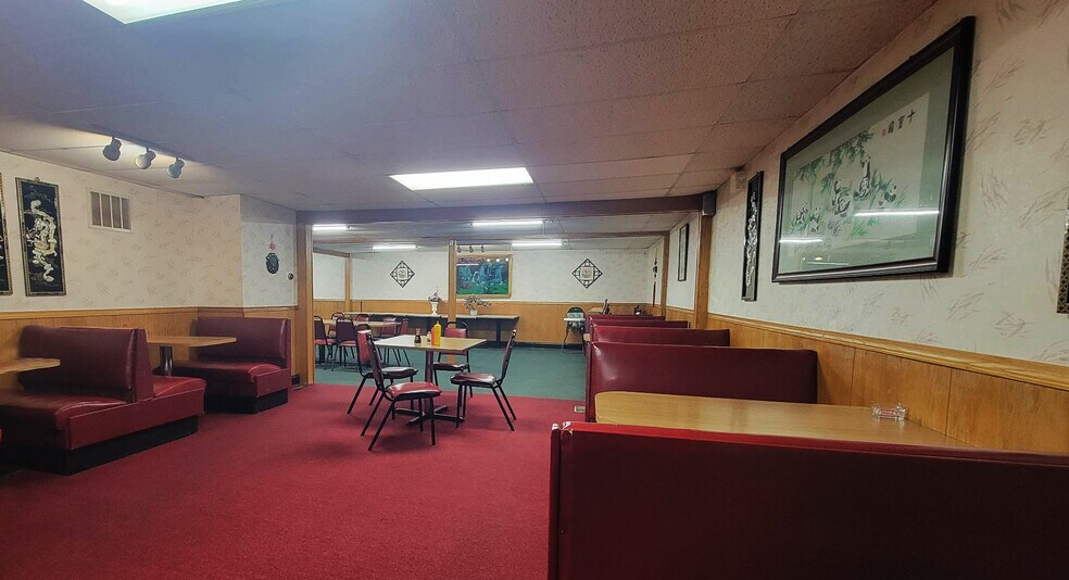 More Photos Of 4492 Richfield Rd, Flint Restaurant For Sale