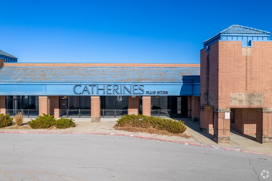 More Photos Of 13920 E 40 Hwy, Independence Unknown For Sale