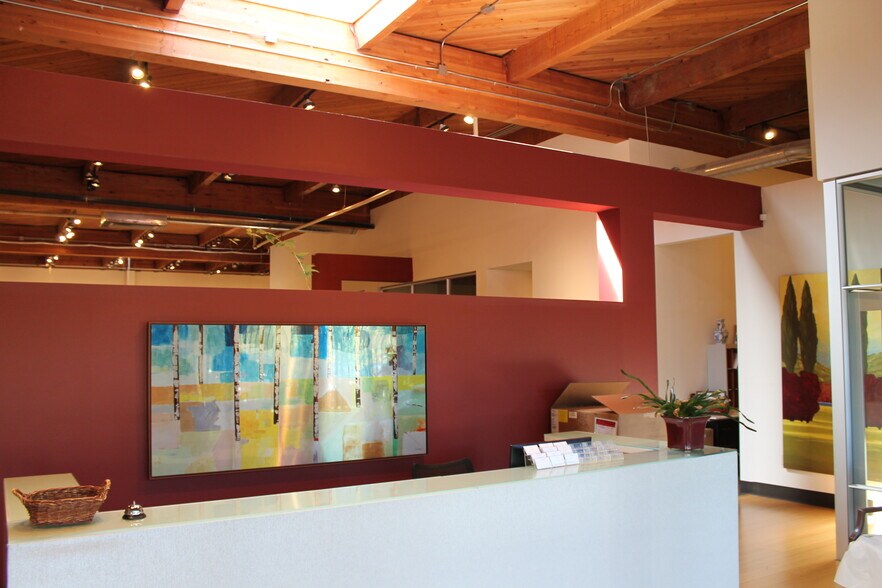 More Photos Of 5811-5833 6th Ave S, Seattle Flex For Lease