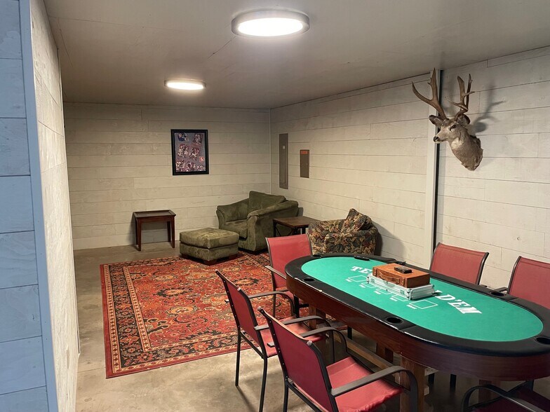 More Photos Of 2052 Wasatch Rd, Evanston Industrial For Sale