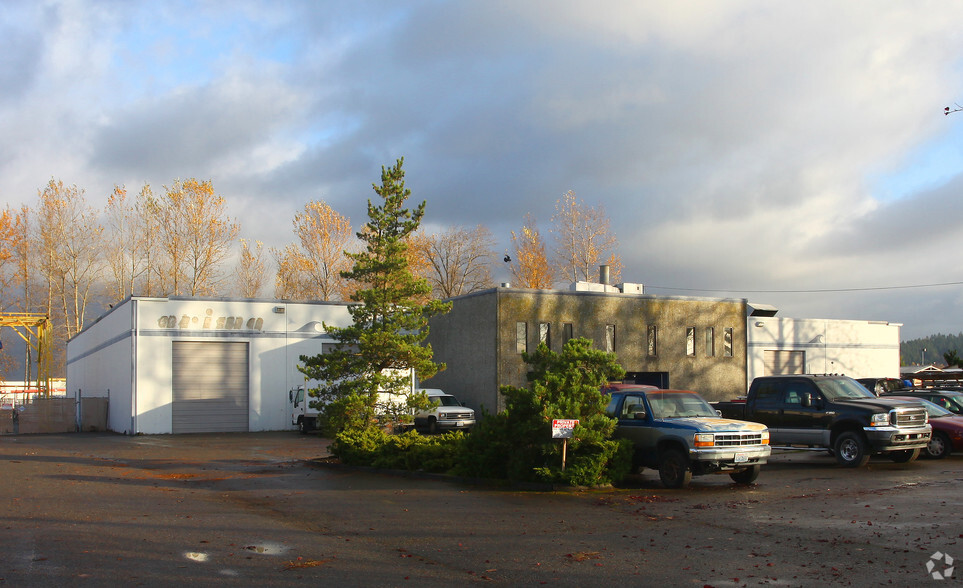 Primary Photo Of 47 37th St NE, Auburn Manufacturing For Lease