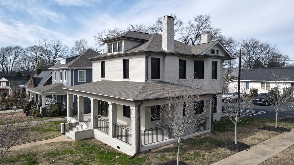 Primary Photo Of 700 Arlington Ave, Greenville Office For Sale