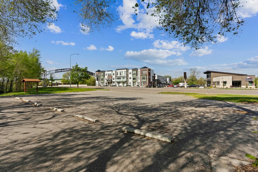 More Photos Of 1810 Washington Blvd, Ogden Restaurant For Lease