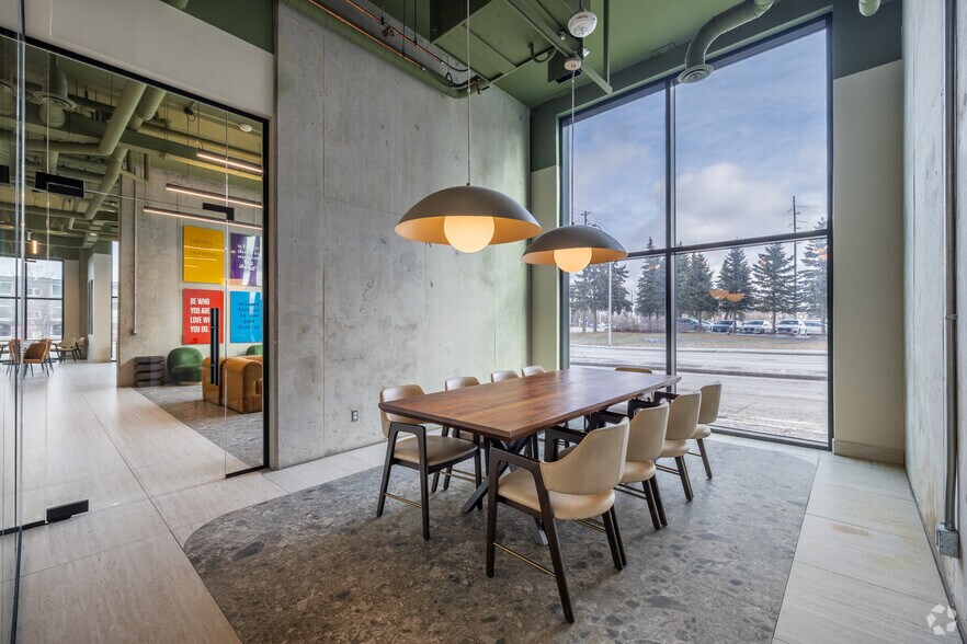 More Photos Of 2140 Baseline, Ottawa Apartments For Lease