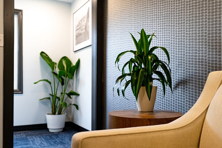 More Photos Of 6512 Main St, Buffalo Office For Lease