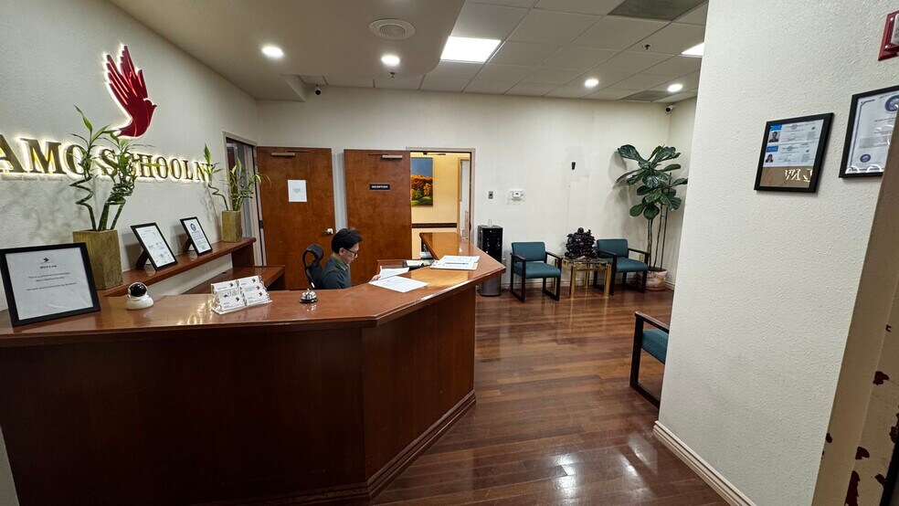 More Photos Of 3025 W Sahara Ave, Las Vegas Medical For Sale