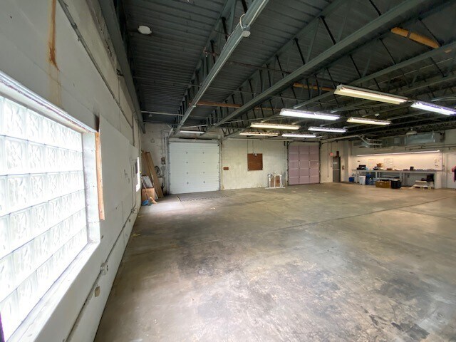 More Photos Of 125 Hookstown Grade Rd, Coraopolis Flex For Lease