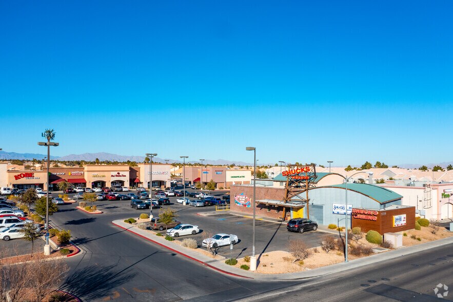 More Photos Of 9340-9360 W Flamingo Rd, Las Vegas Unknown For Lease