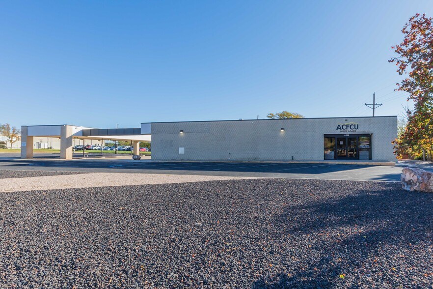 Primary Photo Of 1619 Pecos St, Amarillo Office For Lease