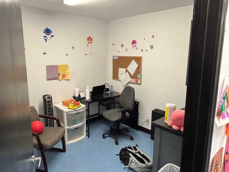 More Photos Of 1306 E Calvada Blvd, Pahrump Office Residential For Sale