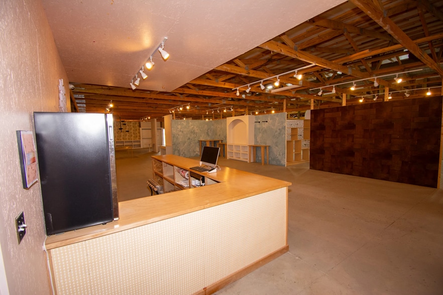 More Photos Of 18100 W Interstate 40, Amarillo Freestanding For Sale