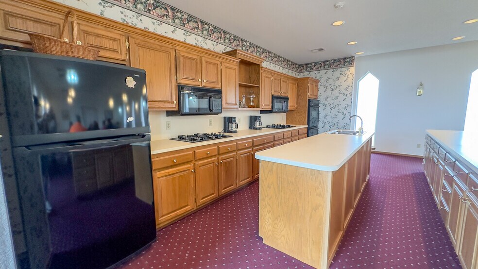 More Photos Of 907 N Oklahoma St, Tryon Religious Facility For Sale