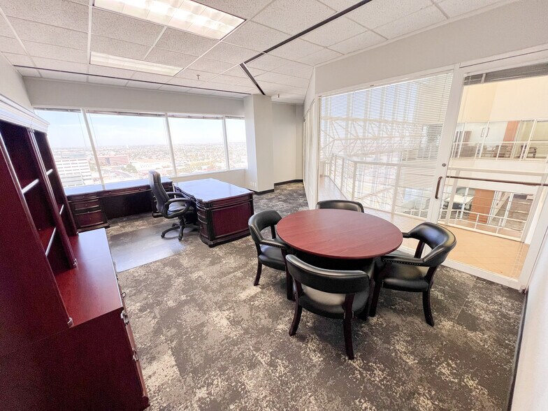 More Photos Of 400 W Illinois Ave, Midland Office For Lease