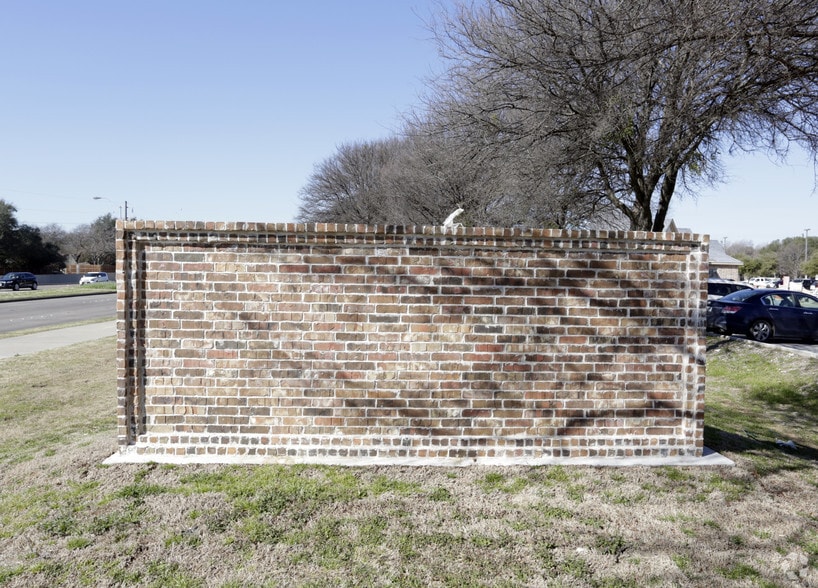 More Photos Of 1070 W Campbell Rd, Richardson Medical For Lease