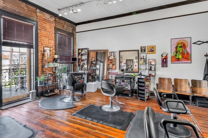 More Photos Of , New Orleans General Retail For Sale