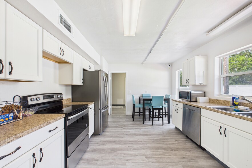 More Photos Of 1340 S Wickham Rd, West Melbourne Daycare Center For Sale