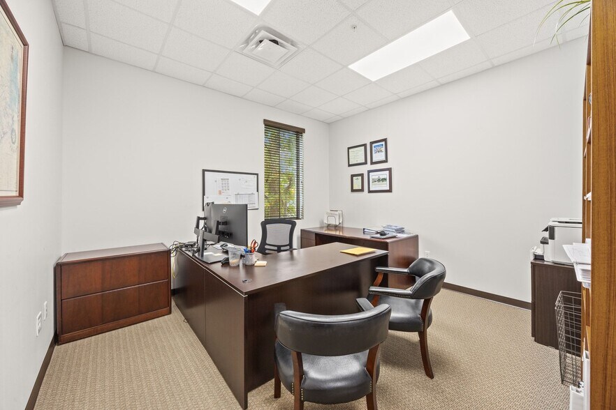 More Photos Of 301 Denali Pass, Cedar Park Office For Sale