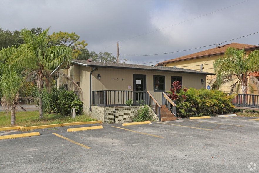 More Photos Of 13518 N Florida Ave, Tampa Auto Dealership For Sale