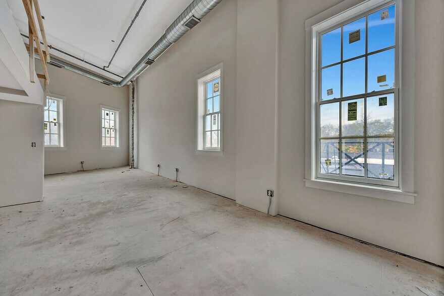 More Photos Of 4000 Colerain Ave, Cincinnati Apartments For Lease