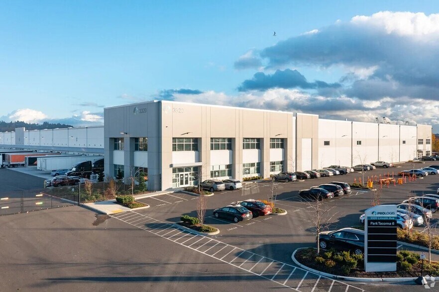 More Photos Of 3320 Lincoln Ave, Tacoma Warehouse For Lease