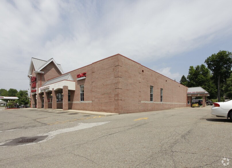 More Photos Of 10764 North St, Garrettsville Drugstore For Lease