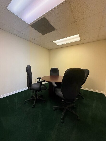 More Photos Of 3102 Canty St, Pascagoula Office For Sale