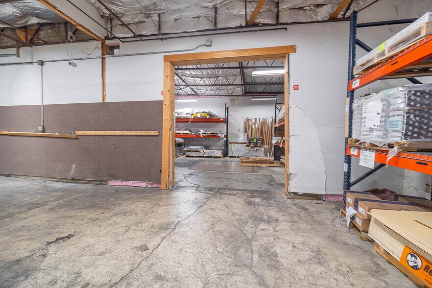 More Photos Of 3657 Trabue Rd, Columbus Warehouse For Sale