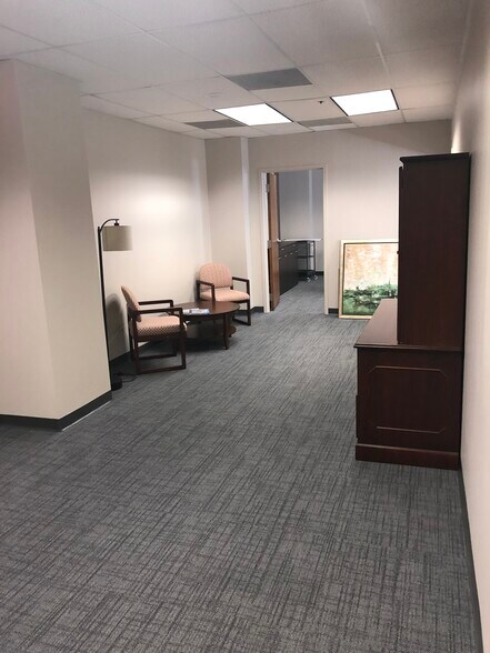 More Photos Of 22 N Front St, Memphis Office For Lease