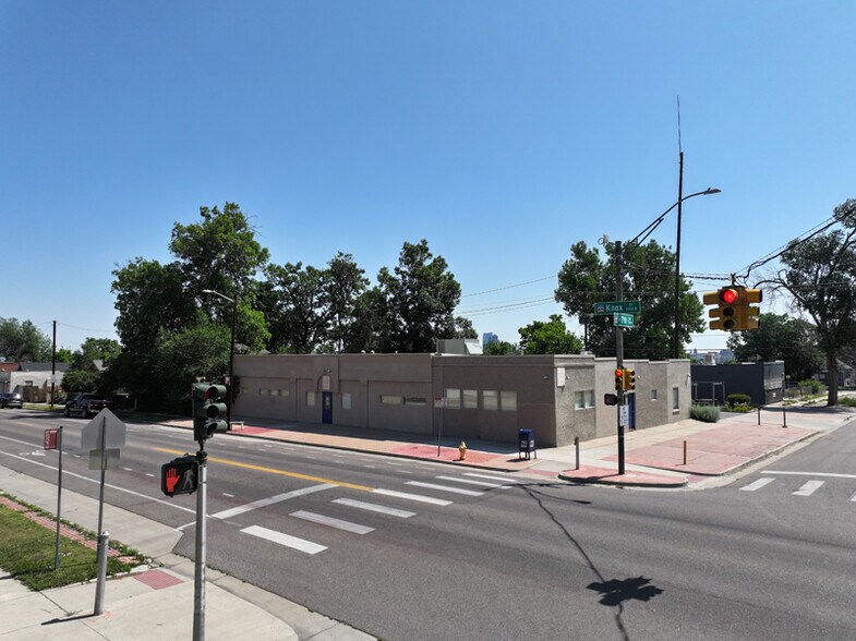 Primary Photo Of 700 Knox Ct, Denver Office For Sale
