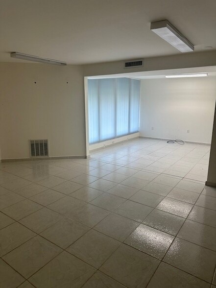 More Photos Of 16155 SW 117th Ave, Miami Light Distribution For Sale