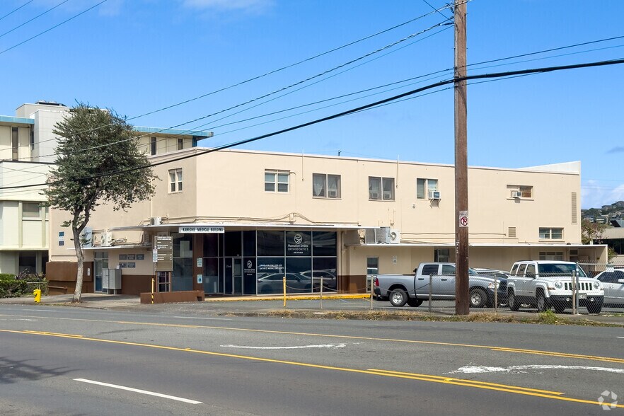 Primary Photo Of 45-939 Kamehameha Hwy, Kāneohe Office For Lease