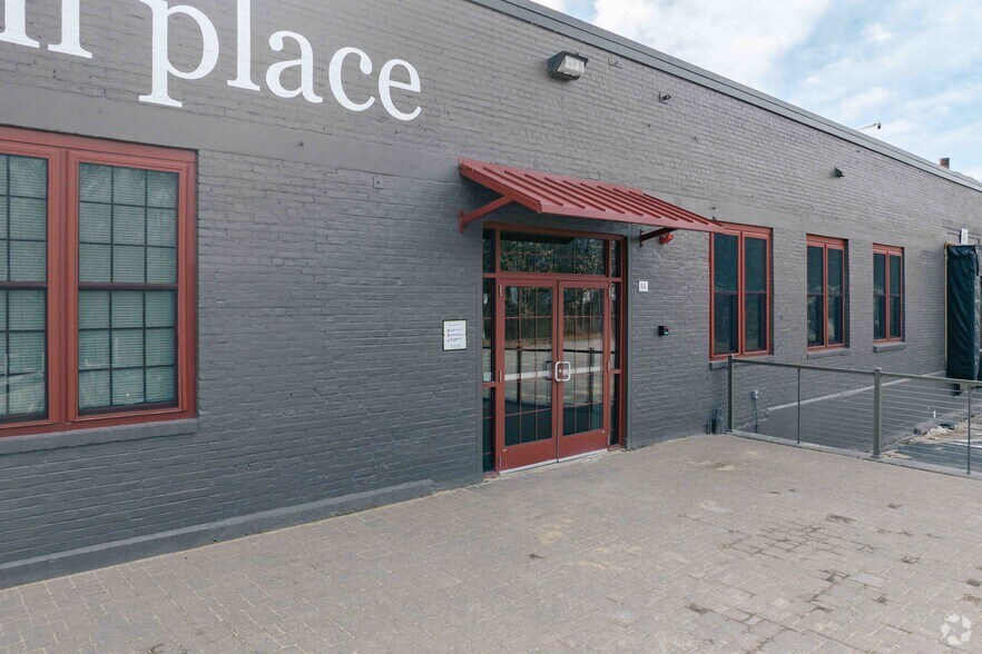More Photos Of 20 Mill St, Pepperell Manufacturing For Lease