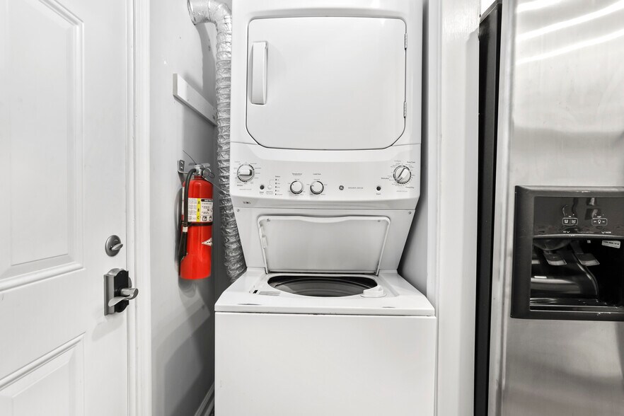 More Photos Of 5755 Courthouse Rd, Spotsylvania Office Residential For Lease