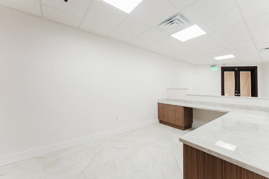 More Photos Of 40 SE 5th St, Boca Raton Office For Lease