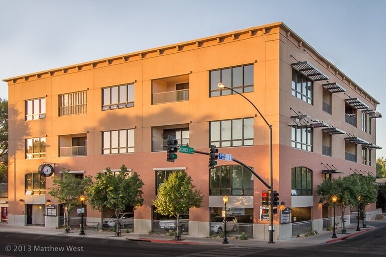 More Photos Of 325 W Gurley St, Prescott Office For Lease